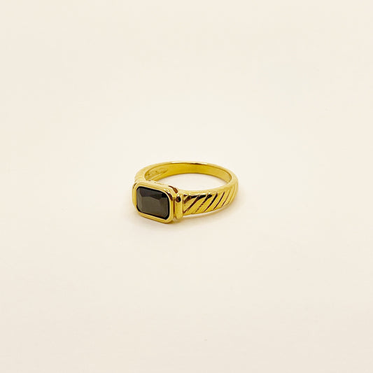 Oynx Stone Ring