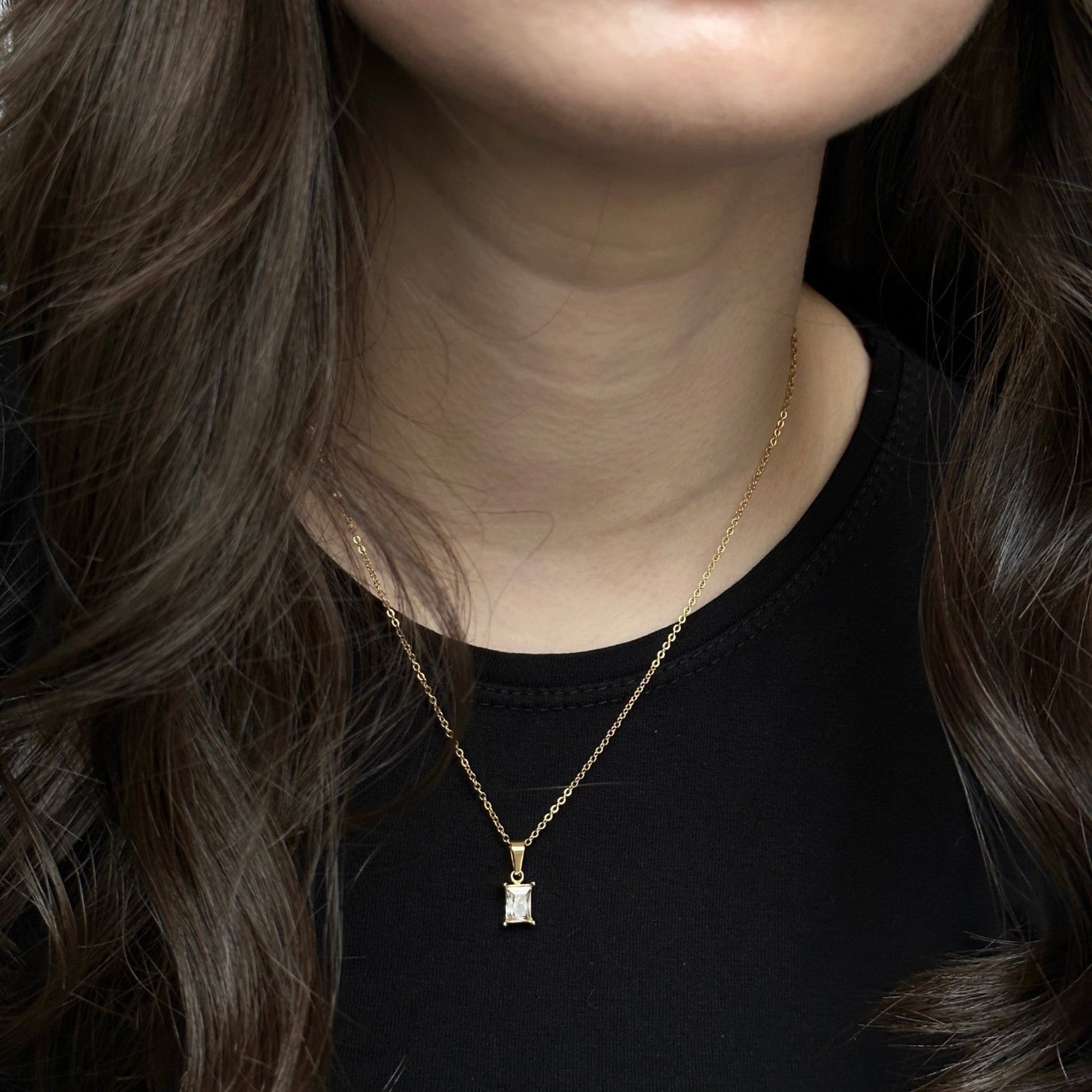 Crystal Necklace - novélle