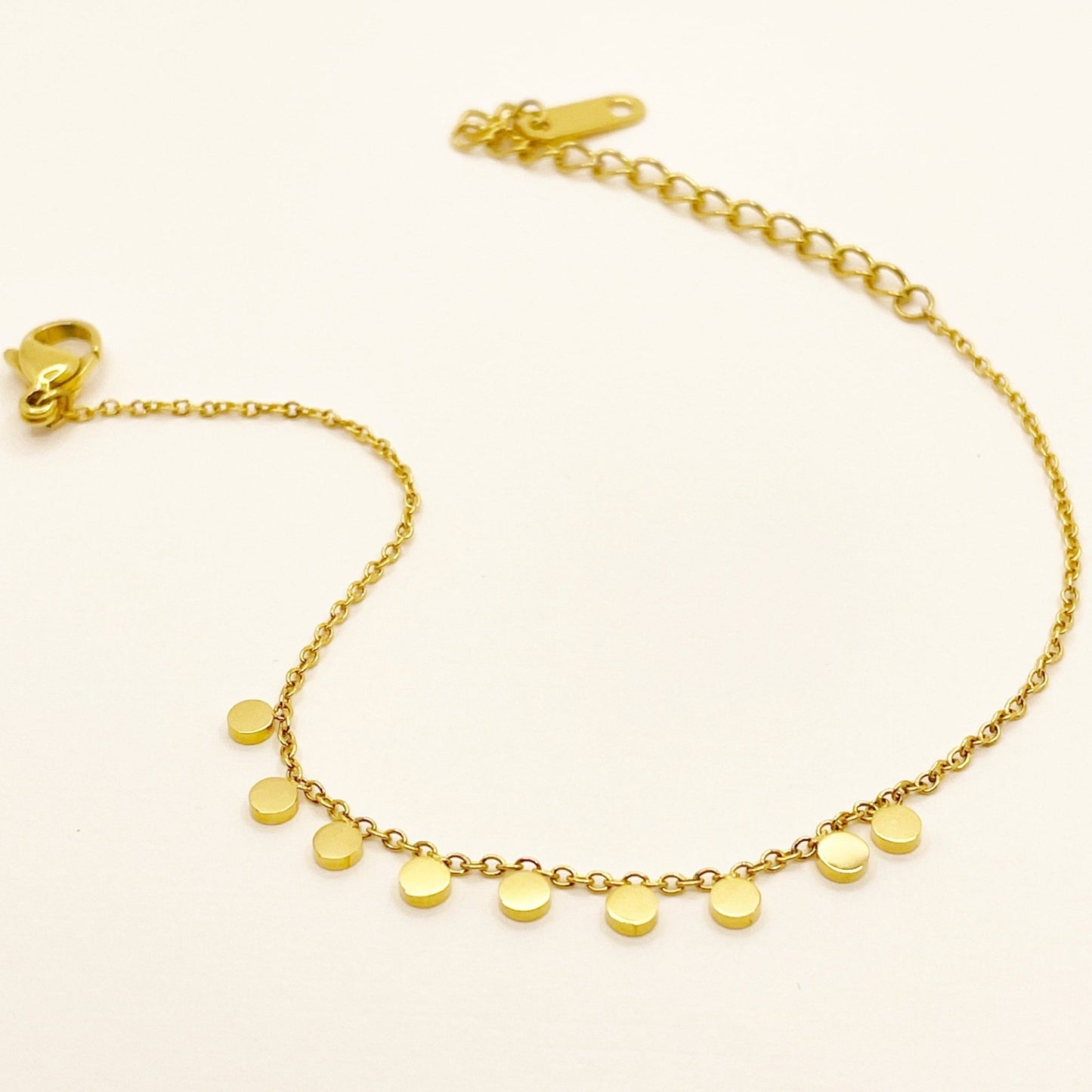 Dainty Circle Bracelet - novélle